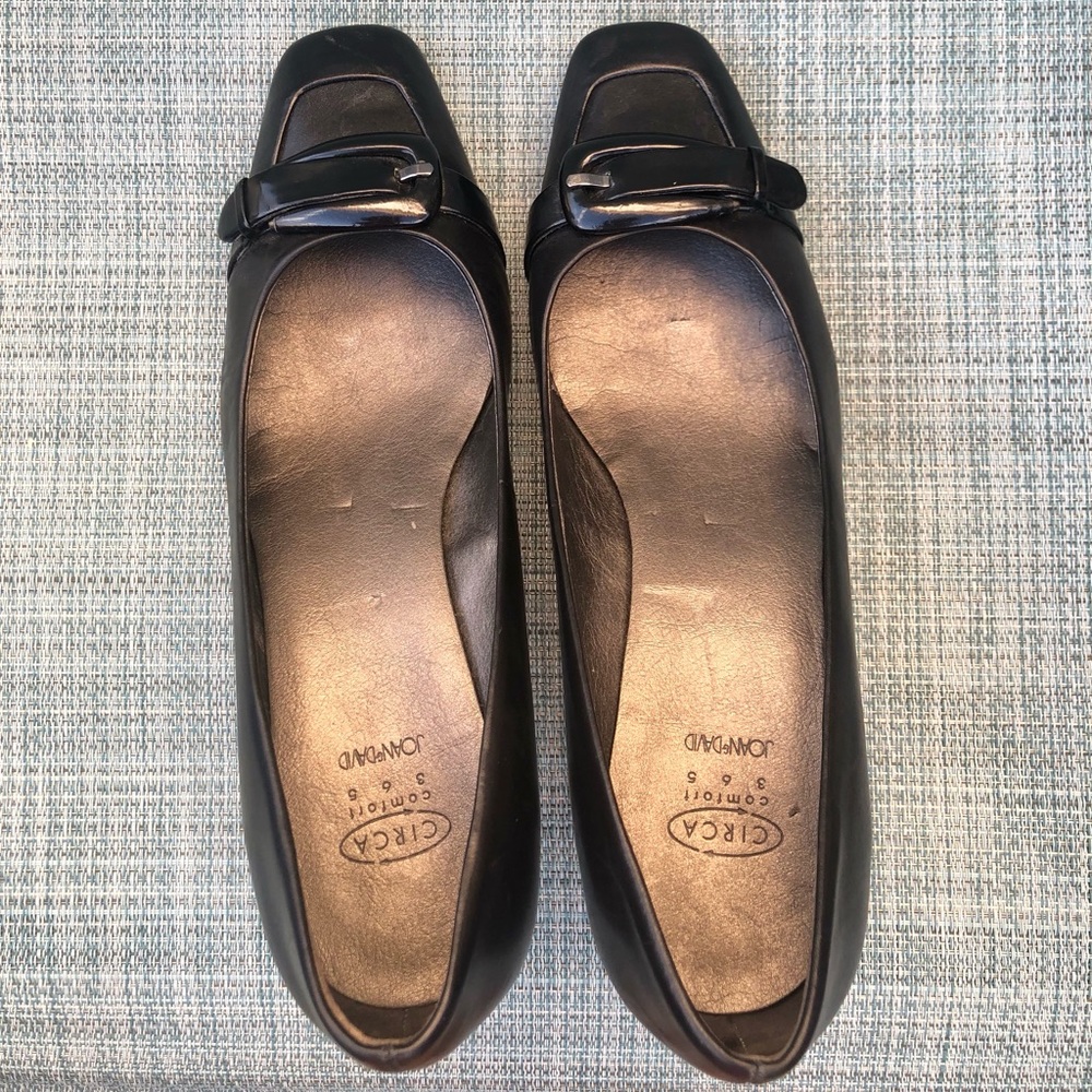 Women’s classic black leather almond toe dress pump kitten heels size 10 - Picture 6 of 8
